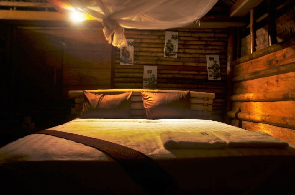 Tree Bar Hostel Ко Ронг Санлоем Екстериор снимка